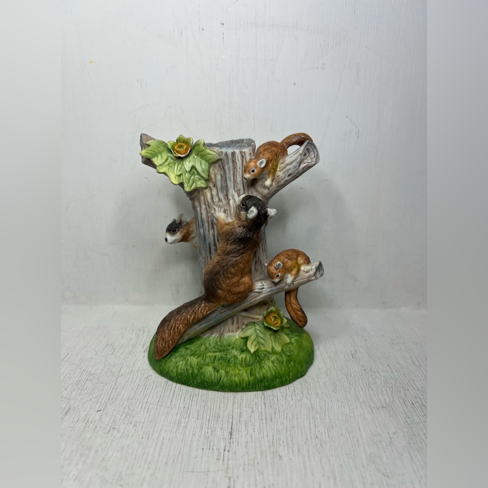 Vintage 1984 Royal Windsor Southern Living Gallery Fox Squirrel 807 of 19,500